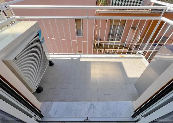 Trilocale Super Ristrutturato * Varazze